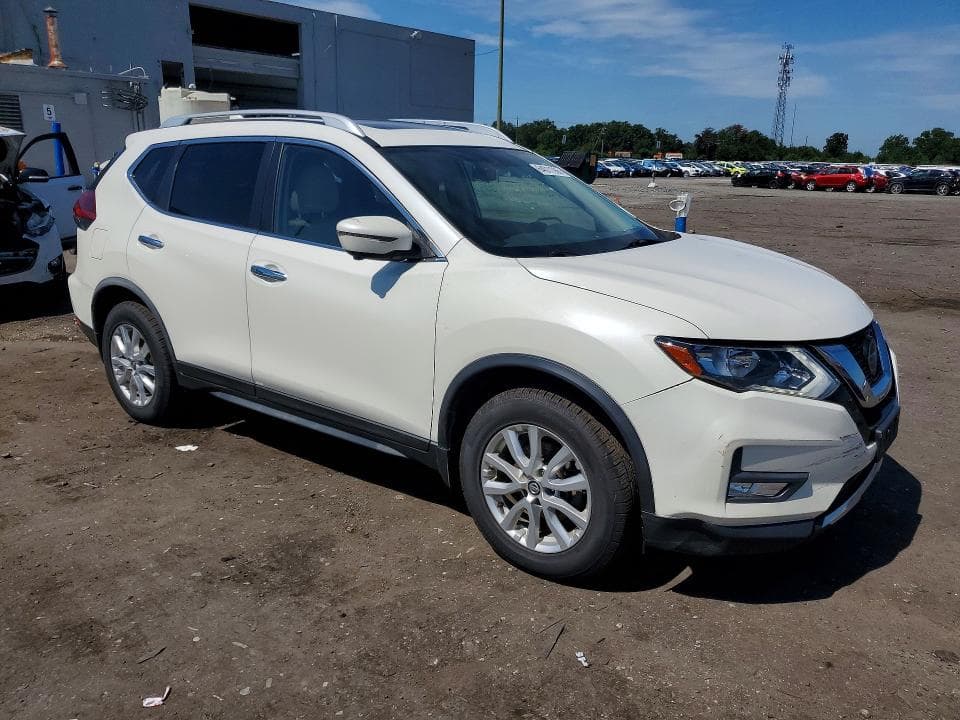 2018 NISSAN ROGUE SV 4