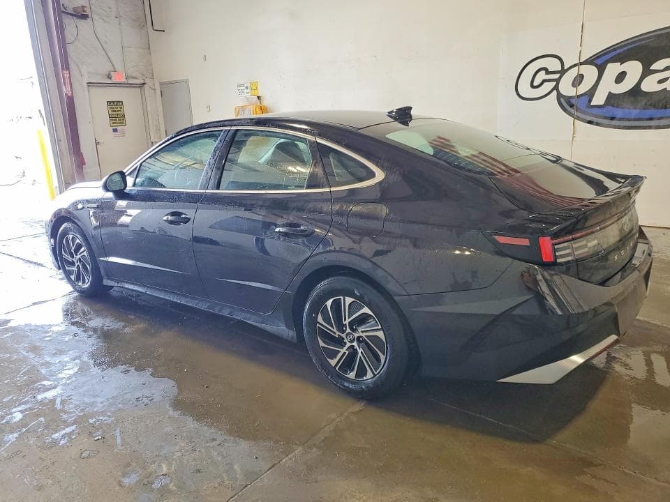 2026 HYUNDAI SONATA HYBRID BLUE 2