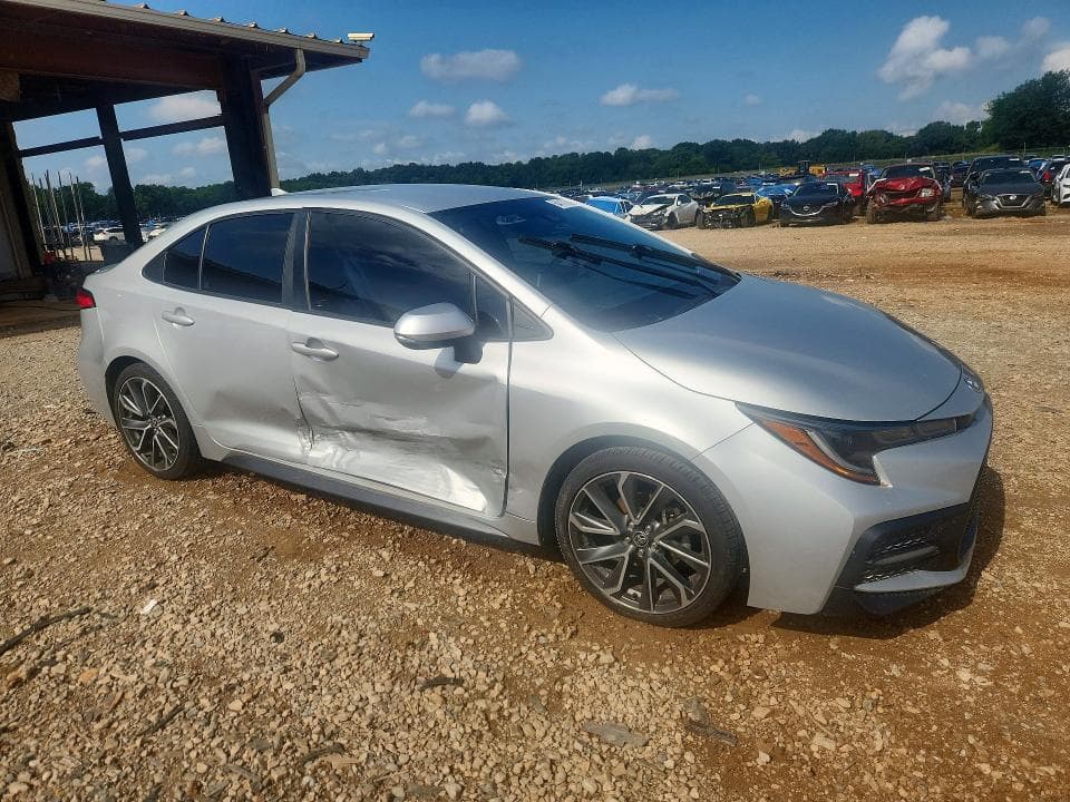 2020 TOYOTA COROLLA SE 4