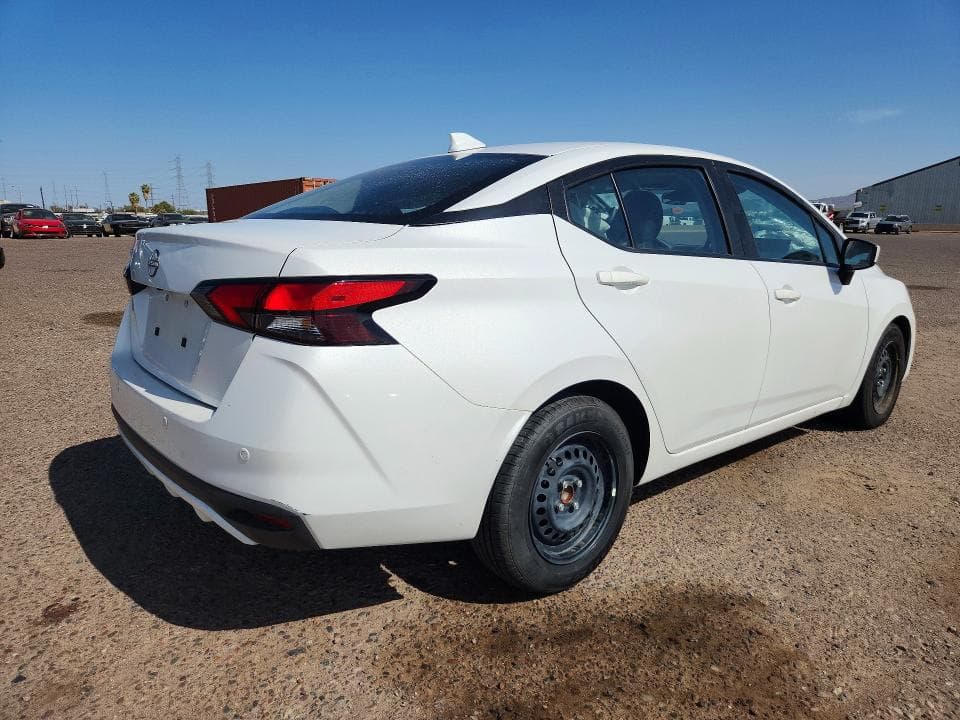 2025 NISSAN VERSA SV 3