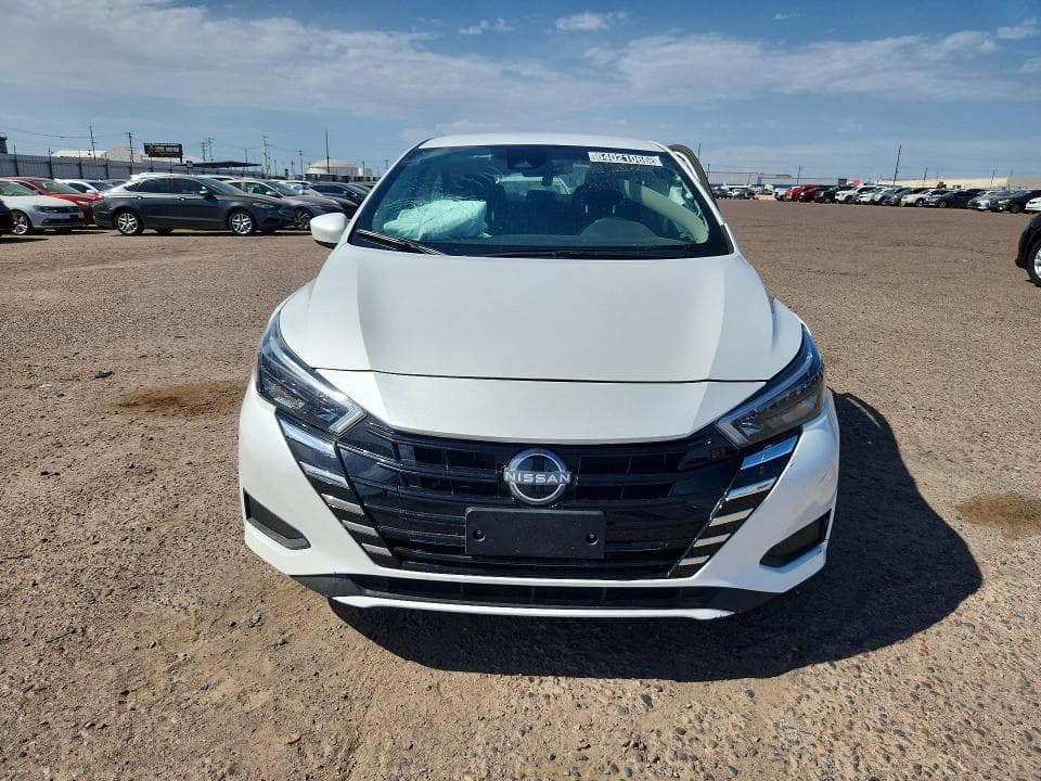 2025 NISSAN VERSA SV 5