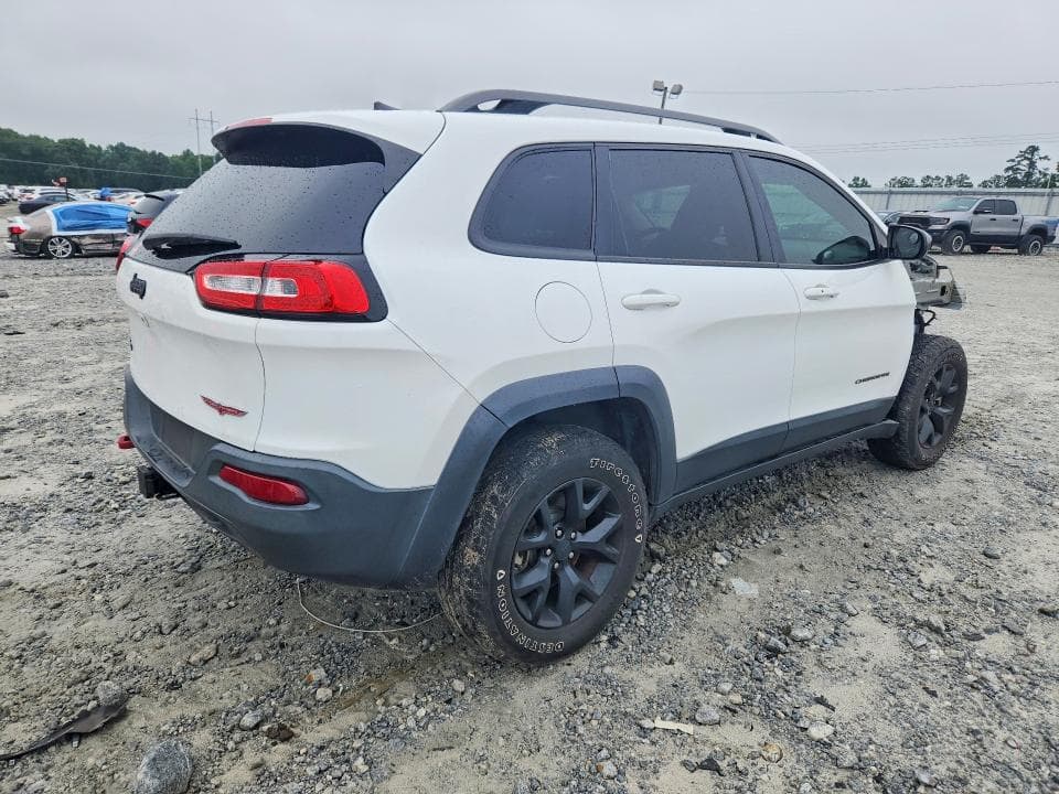 2017 JEEP CHEROKEE TRAILHAWK 3
