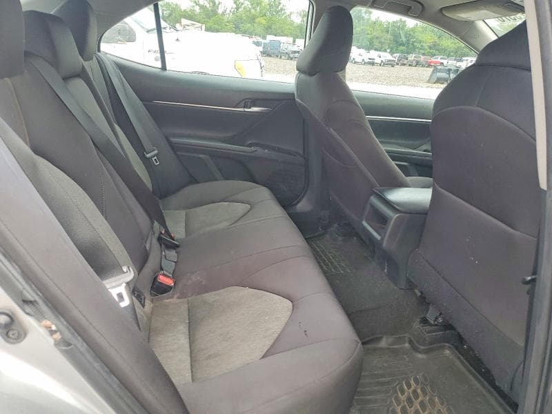 2019 TOYOTA CAMRY LE 10