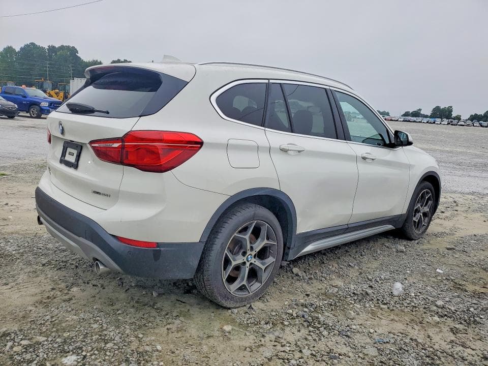 2018 BMW X1 XDRIVE28I 3