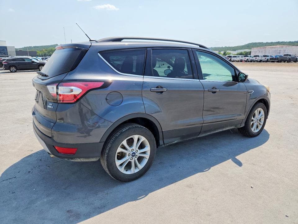 2018 FORD ESCAPE SE 3