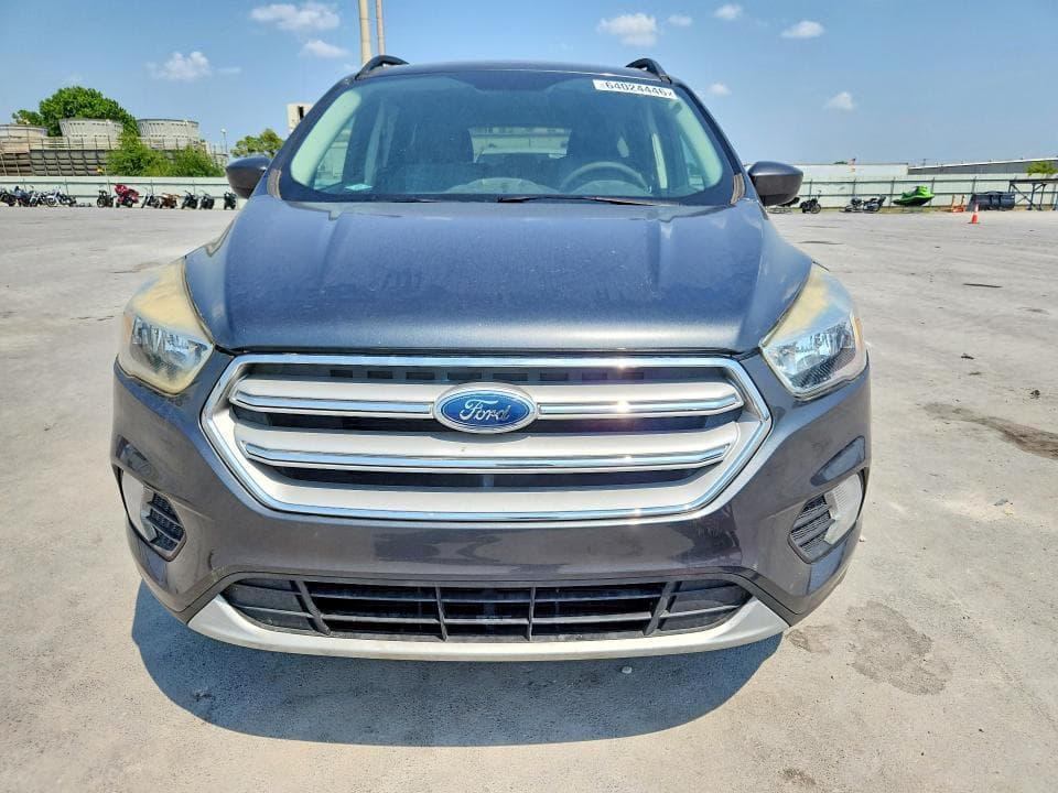 2018 FORD ESCAPE SE 5