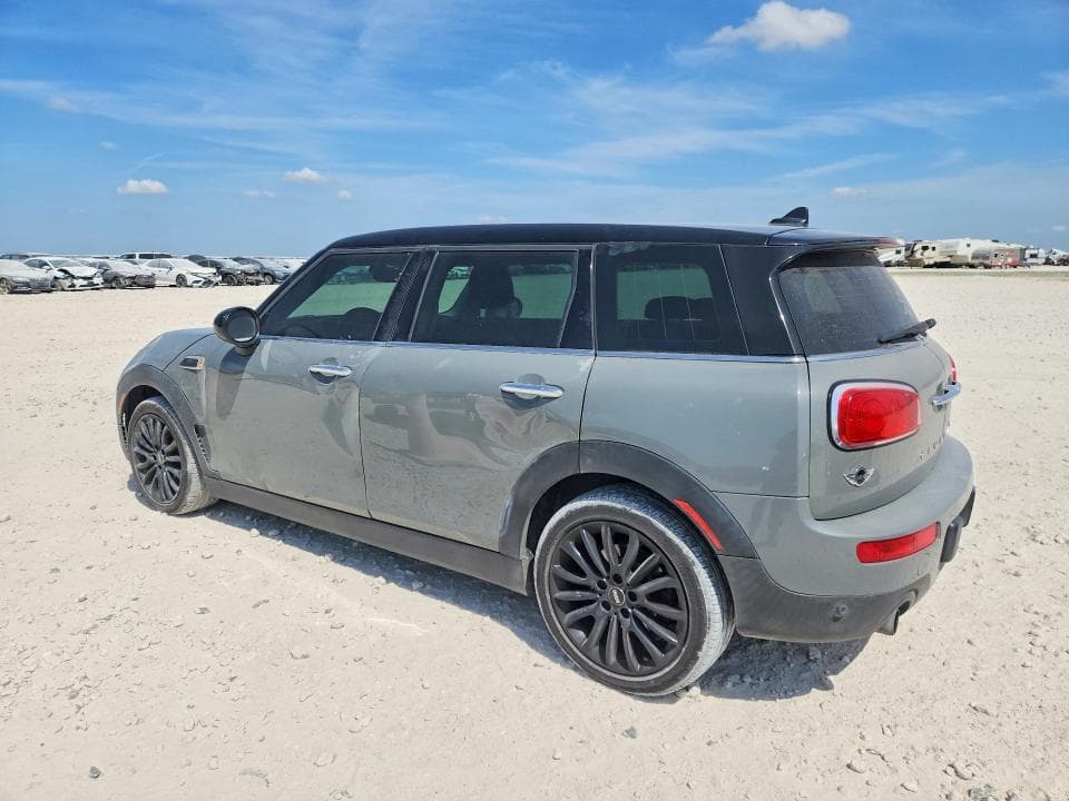 2018 MINI COOPER CLUBMAN 2