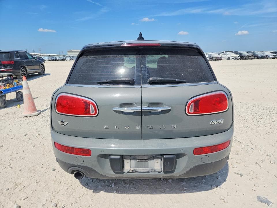 2018 MINI COOPER CLUBMAN 6