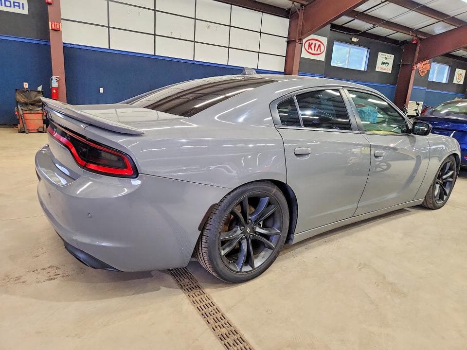 2017 DODGE CHARGER SXT 3