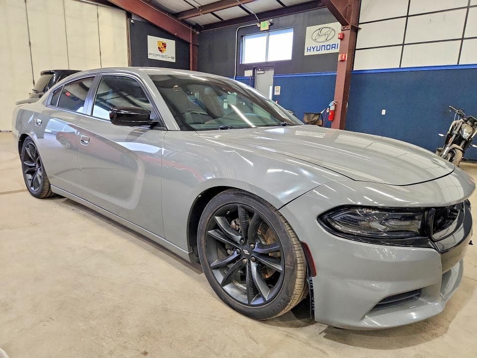 2017 DODGE CHARGER SXT 4