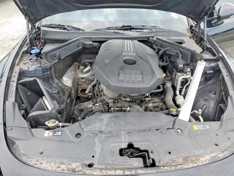 2018 KIA STINGER PREMIUM 11