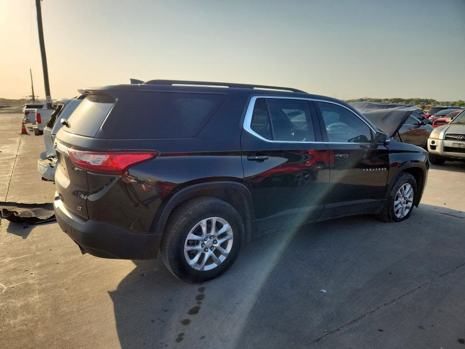 2021 CHEVROLET TRAVERSE LT 3