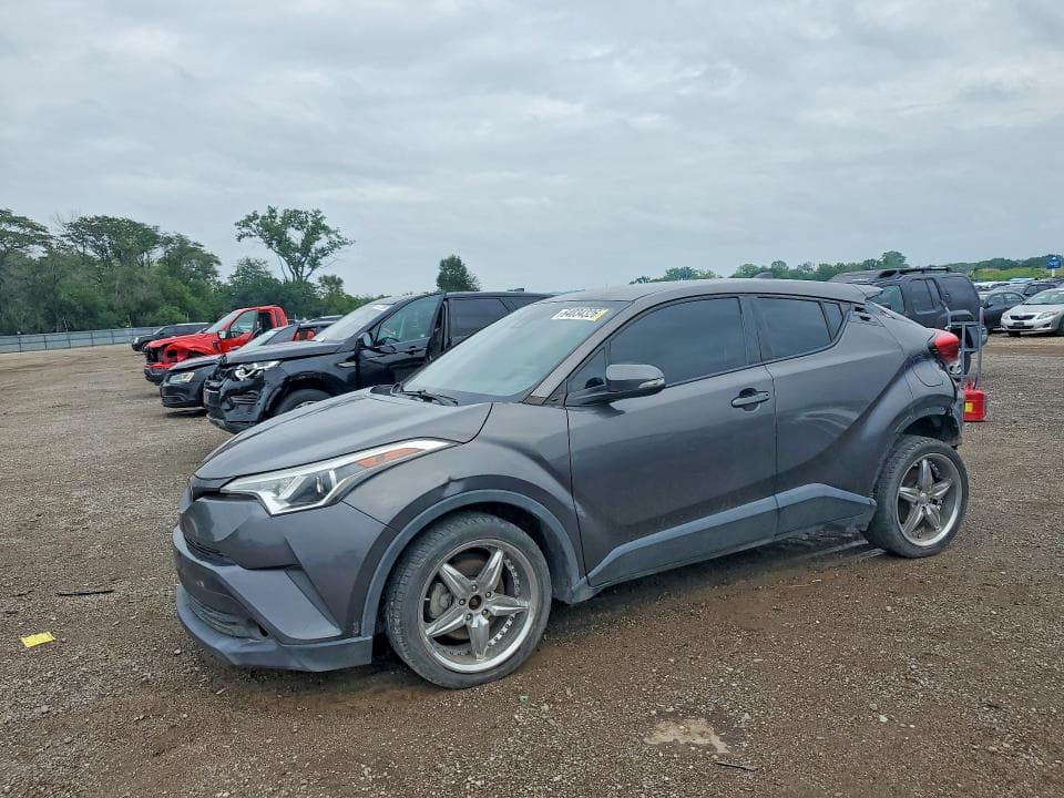 2019 TOYOTA C-HR LE - 1