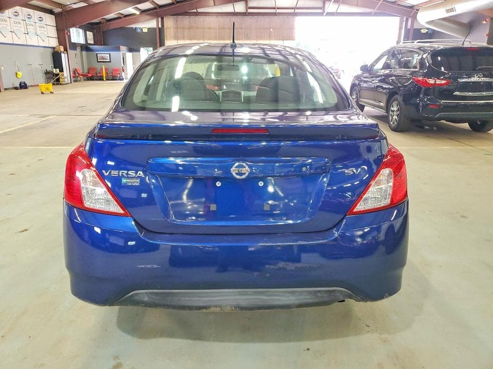 2019 NISSAN VERSA SV 6