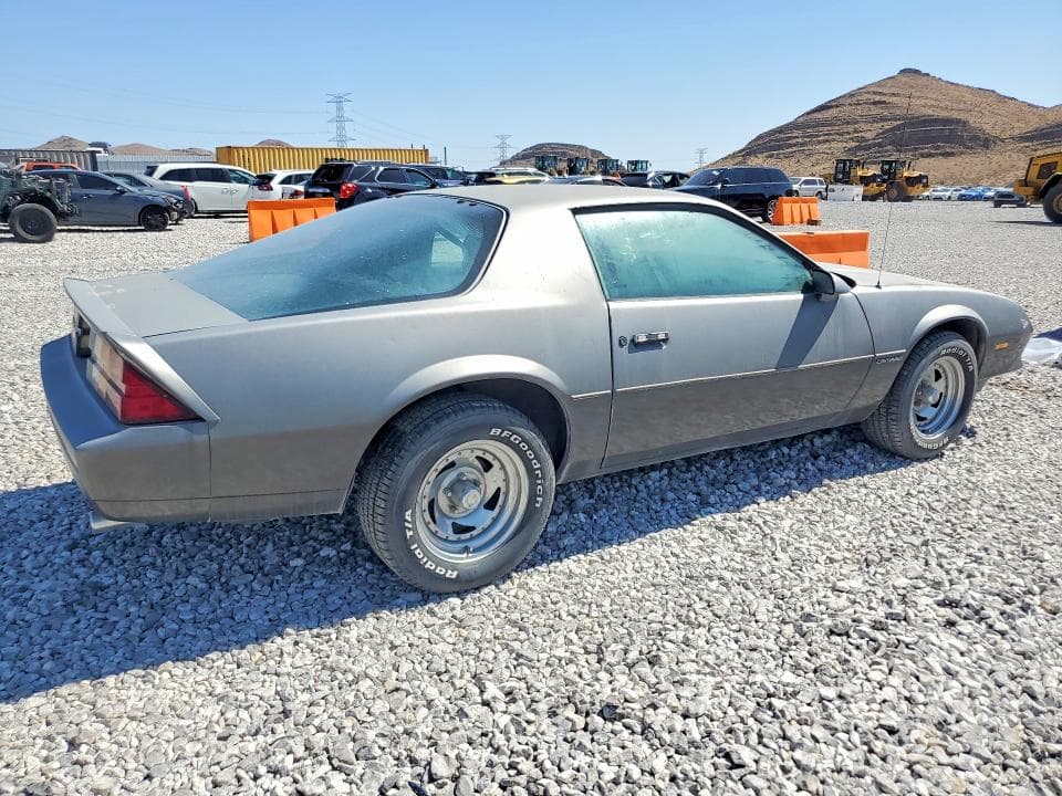1983 CHEVROLET CAMARO 3