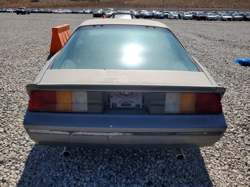 1983 CHEVROLET CAMARO 6