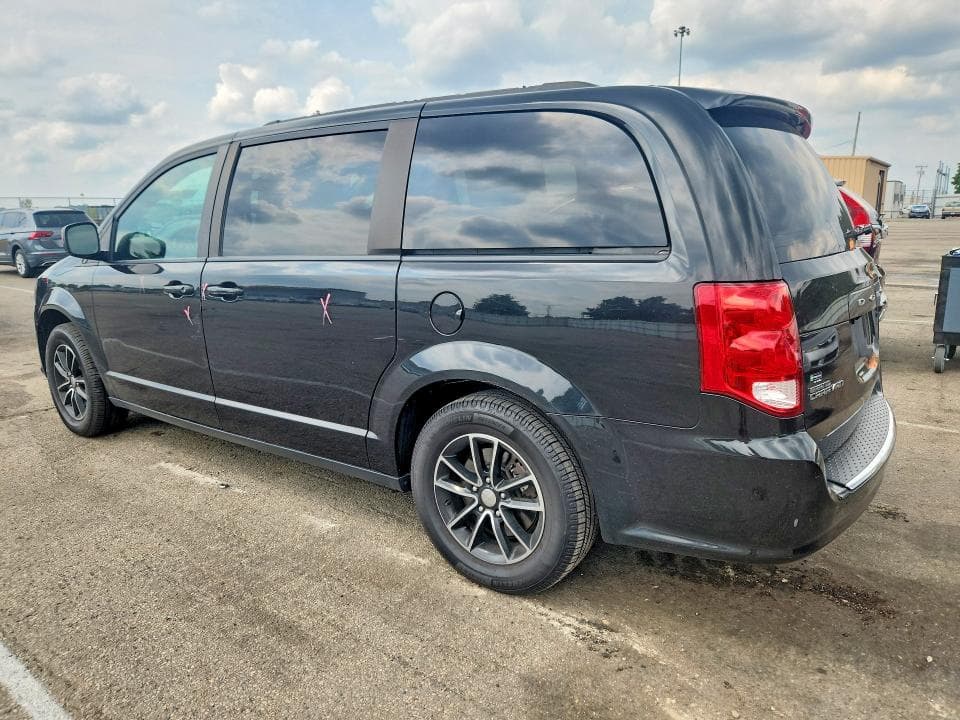 2018 DODGE GRAND CARAVAN GT 2
