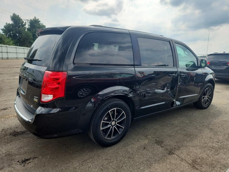 2018 DODGE GRAND CARAVAN GT 3