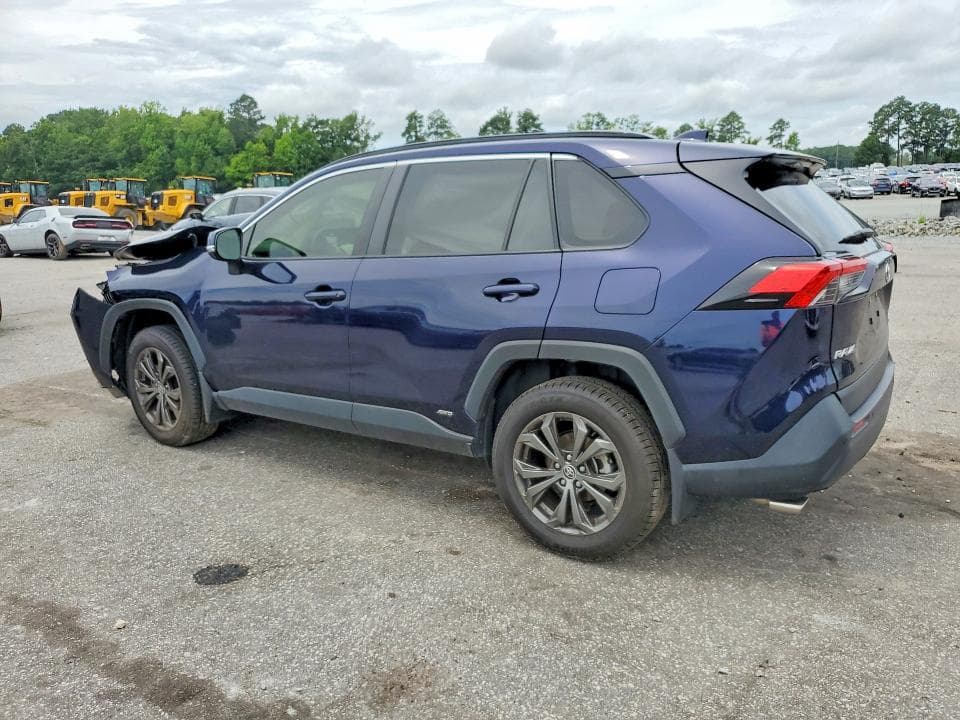 2024 TOYOTA RAV4 XLE PREMIUM 2