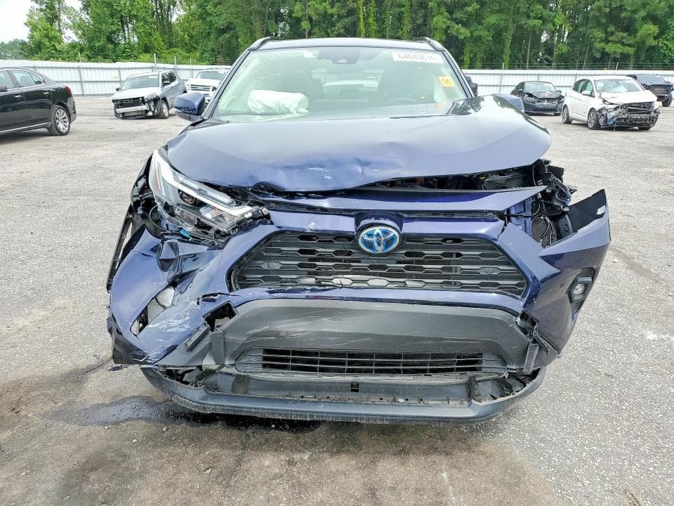 2024 TOYOTA RAV4 XLE PREMIUM 5