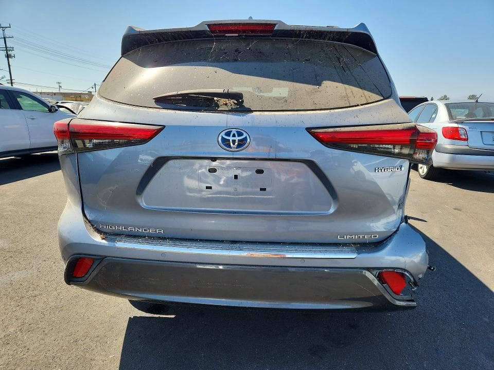 2020 TOYOTA HIGHLANDER HYBRID LIMITED 6