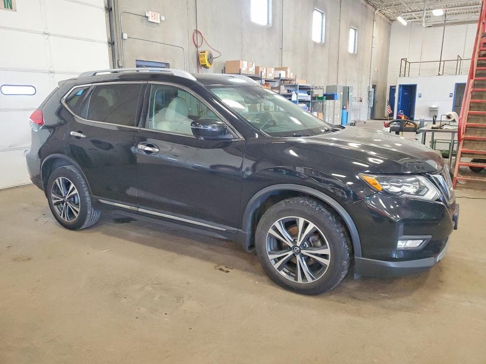 2017 NISSAN ROGUE SL 4