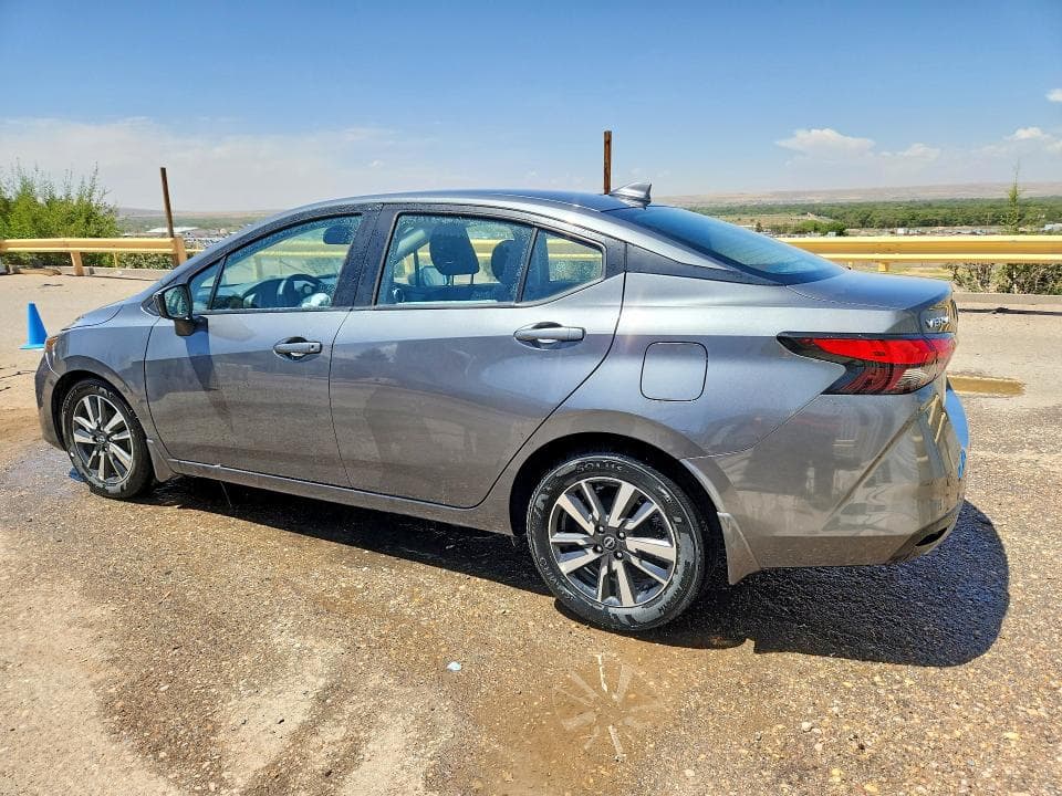2025 NISSAN VERSA SV 2