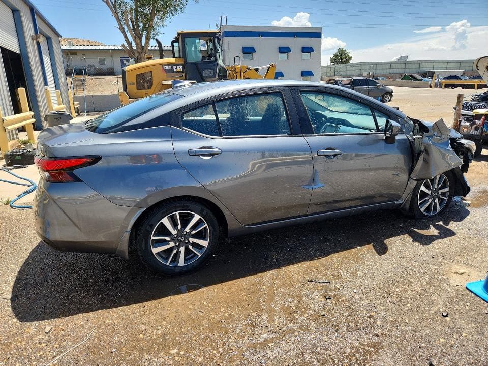 2025 NISSAN VERSA SV 3