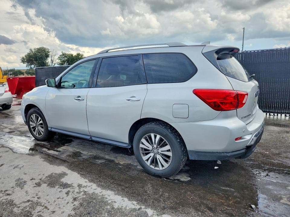 2019 NISSAN PATHFINDER SV 2