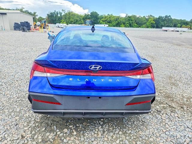 2024 HYUNDAI ELANTRA SEL 6