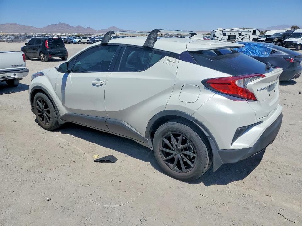 2021 TOYOTA C-HR LE 2