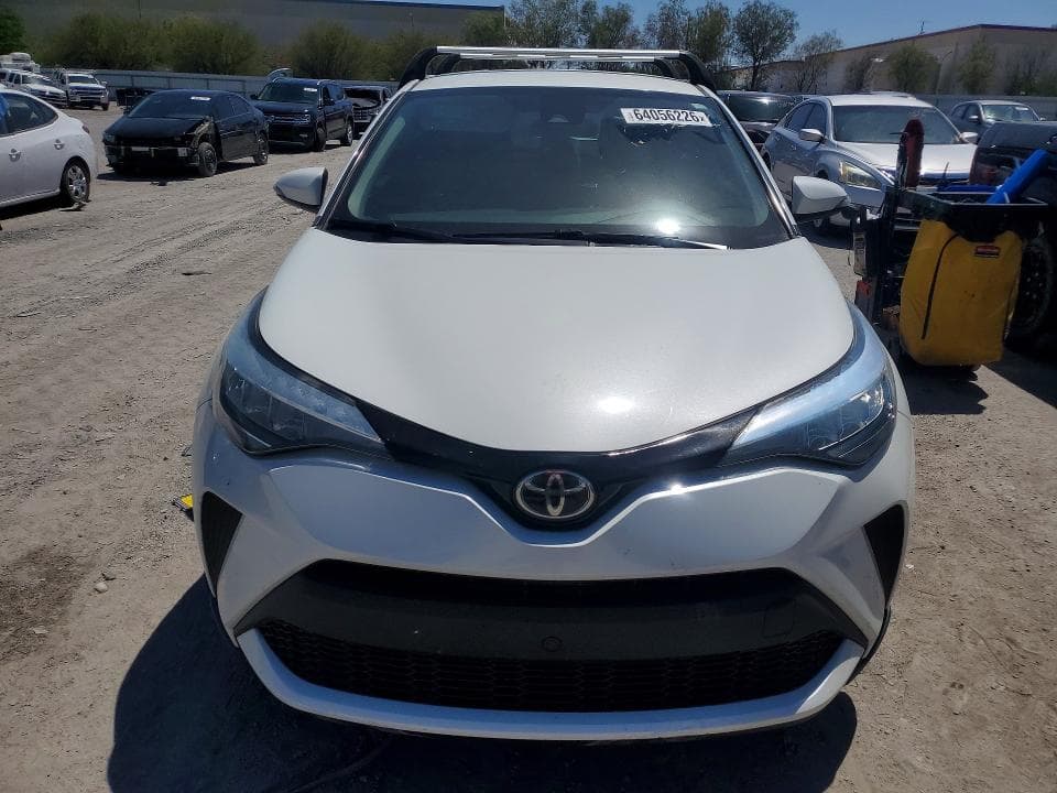 2021 TOYOTA C-HR LE 5