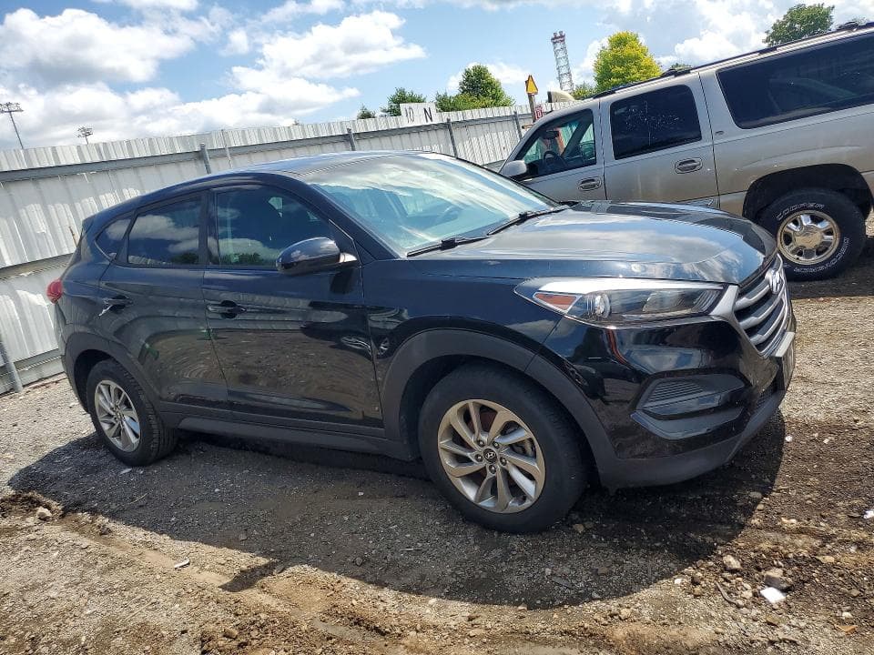 2018 HYUNDAI TUCSON SE 4