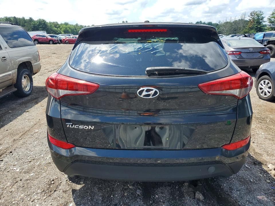 2018 HYUNDAI TUCSON SE 6