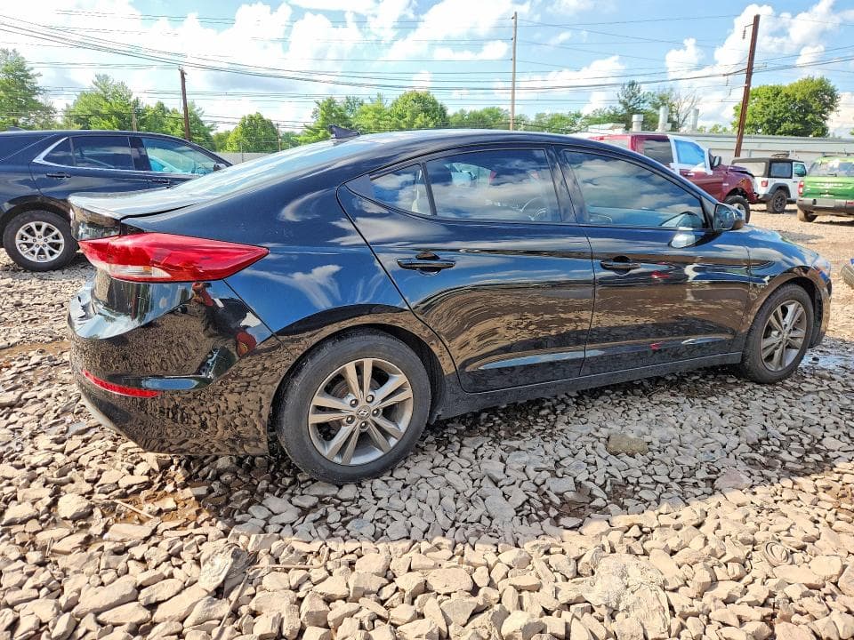 2017 HYUNDAI ELANTRA SE 3