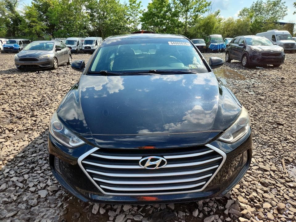 2017 HYUNDAI ELANTRA SE 5