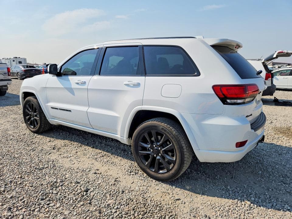 2020 JEEP GRAND CHEROKEE LAREDO 2