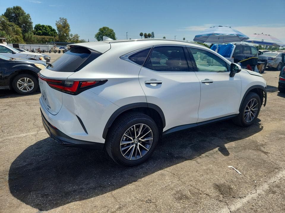 2022 LEXUS NX 350H 3