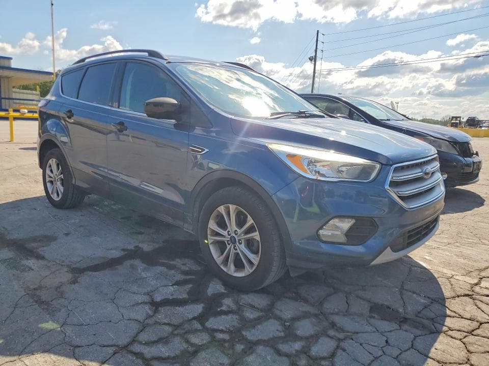 2018 FORD ESCAPE SE 4