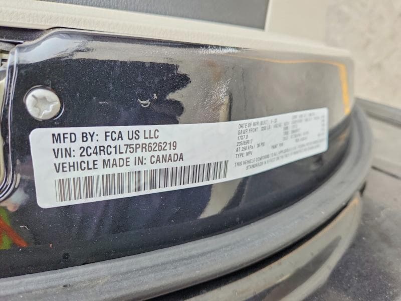 2023 CHRYSLER PACIFICA HYBRID TOURING L 13