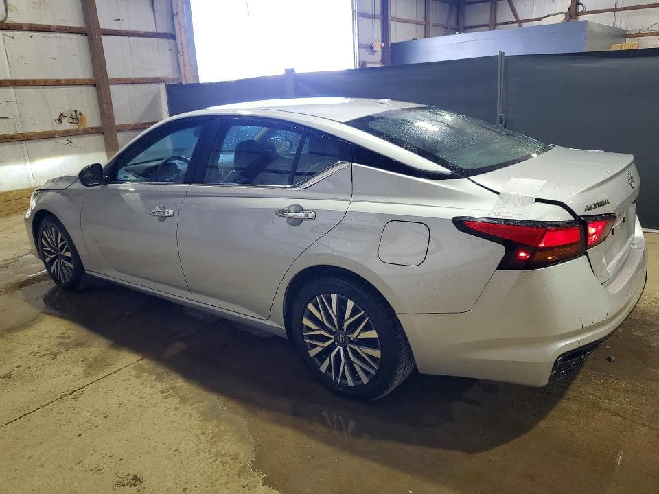 2025 NISSAN ALTIMA SV 2