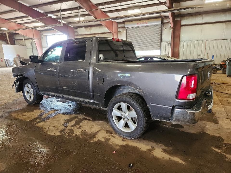 2018 RAM 1500 SLT 2
