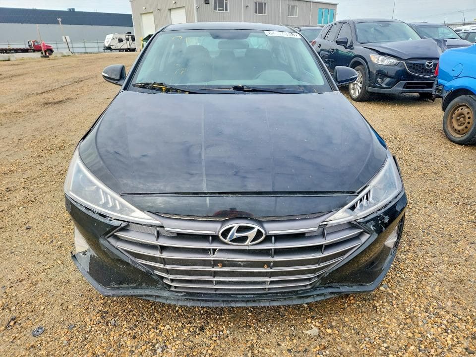 2019 HYUNDAI ELANTRA SE 5