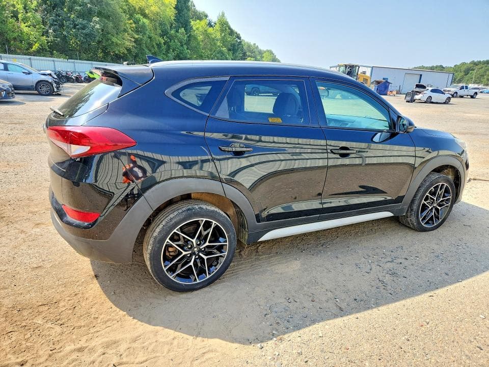 2018 HYUNDAI TUCSON SEL 3