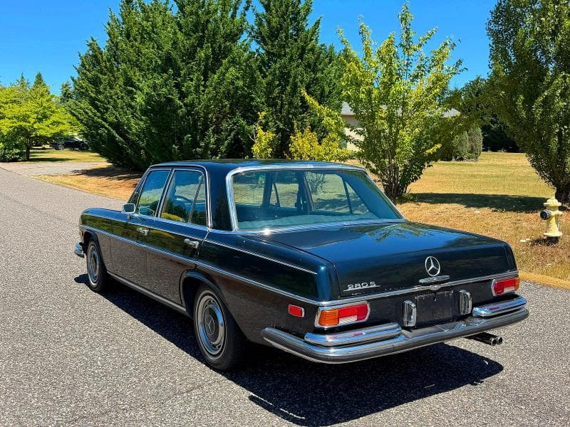 1968 MERCEDES-BENZ 280S 3