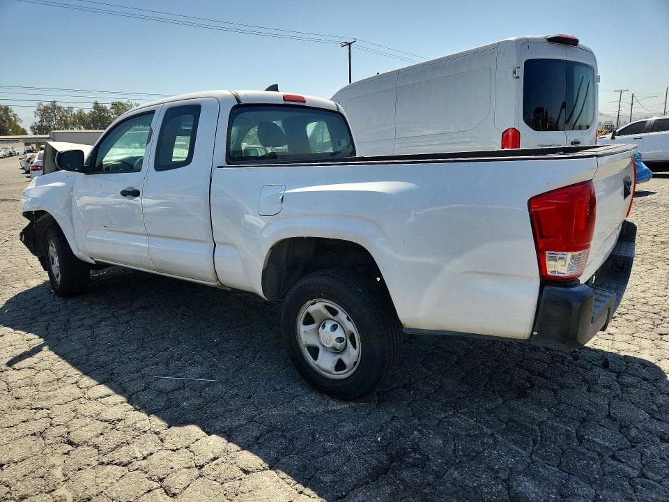 2017 TOYOTA TACOMA SR 2