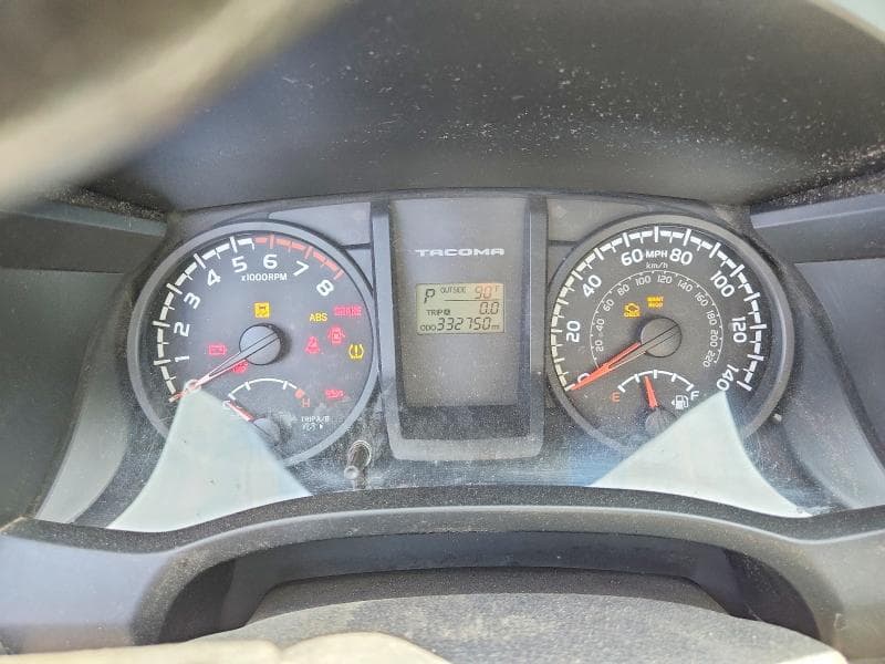 2017 TOYOTA TACOMA SR 9
