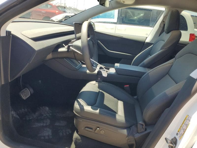 2026 TESLA MODEL Y 7