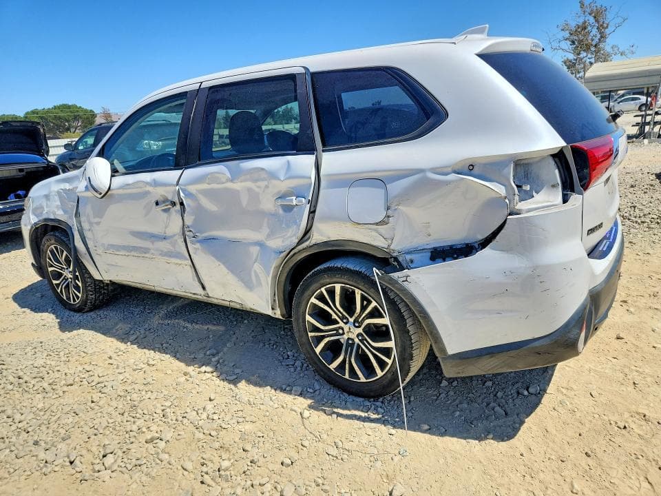 2017 MITSUBISHI OUTLANDER SE 2