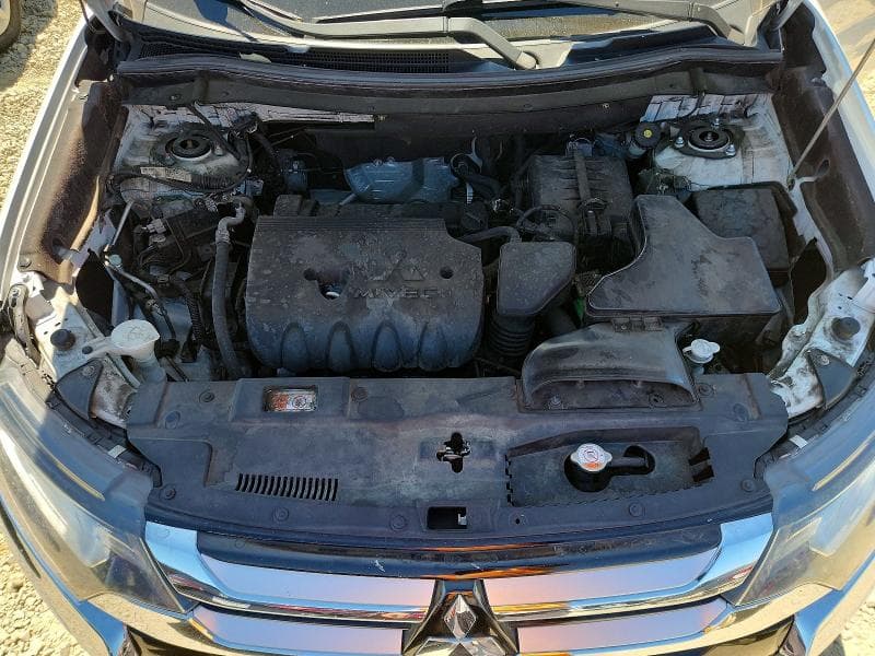 2017 MITSUBISHI OUTLANDER SE 12
